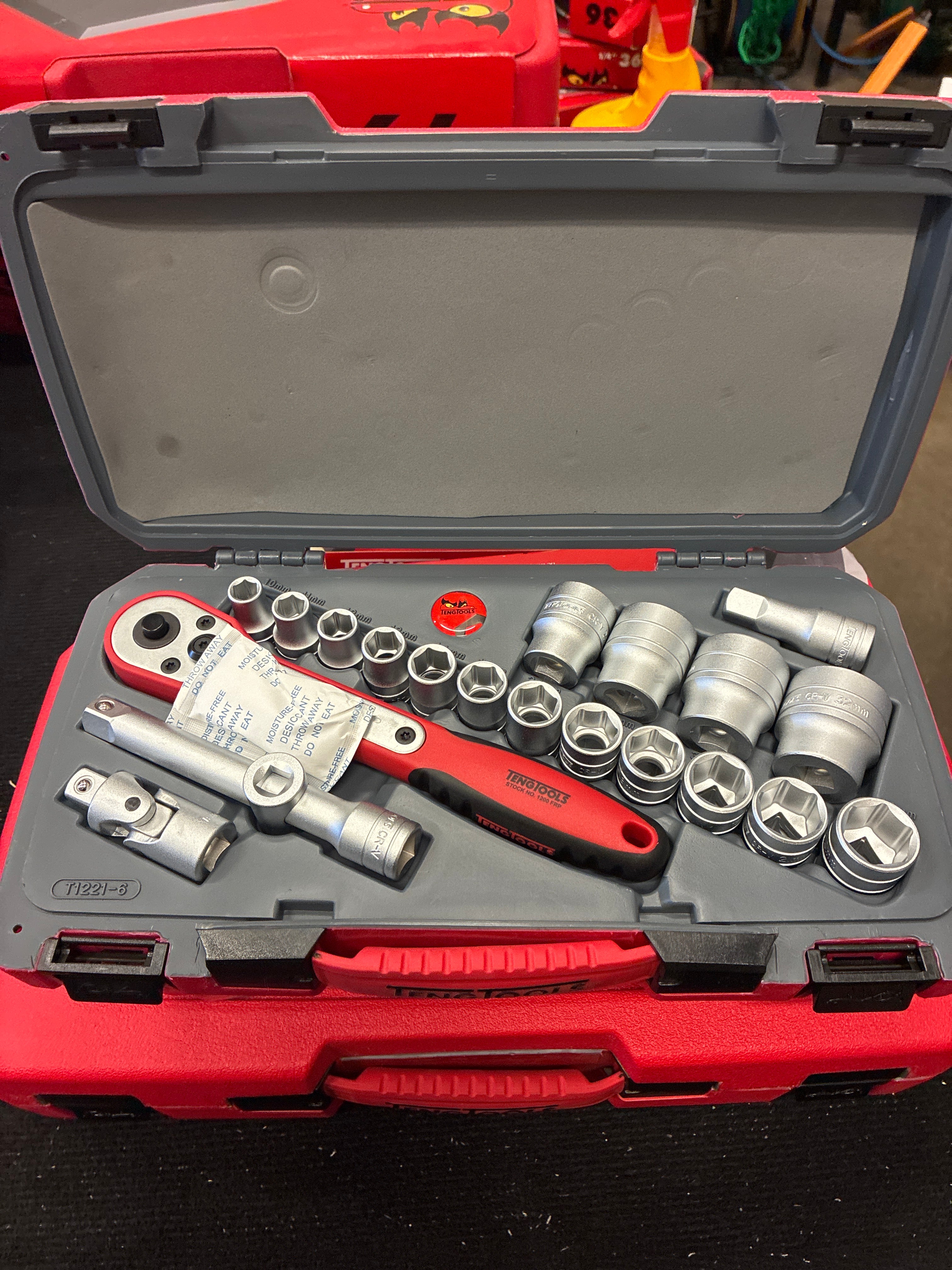 HYLSNYCKELSATS TENG TOOLS 3/8" 34 DELAR T3834